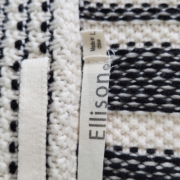 Ellison Jacket Size L - Picture 4 of 12